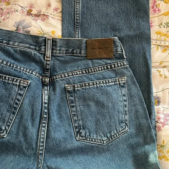 THE perfect vintage Calvin Klein jeans - Picture 1 of 5